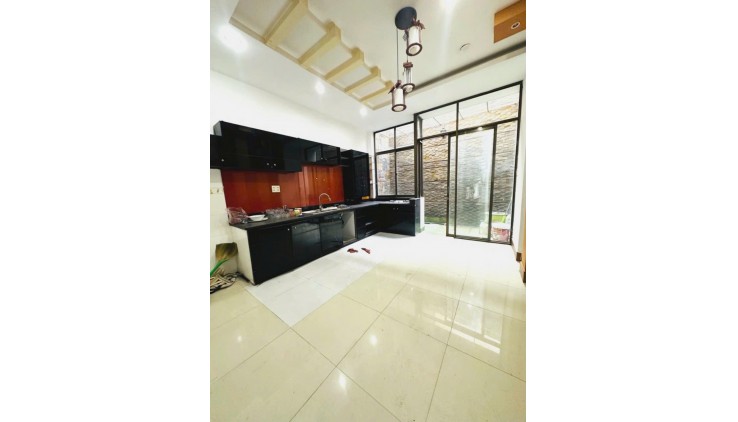 LÊ VĂN QUỚI - 3 TẦNG - 4*15M - ĐƯỜNG 10M THÔNG - GẦN NGÃ TƯ BỐN XÃ - CHỈ NHỈNH 6T